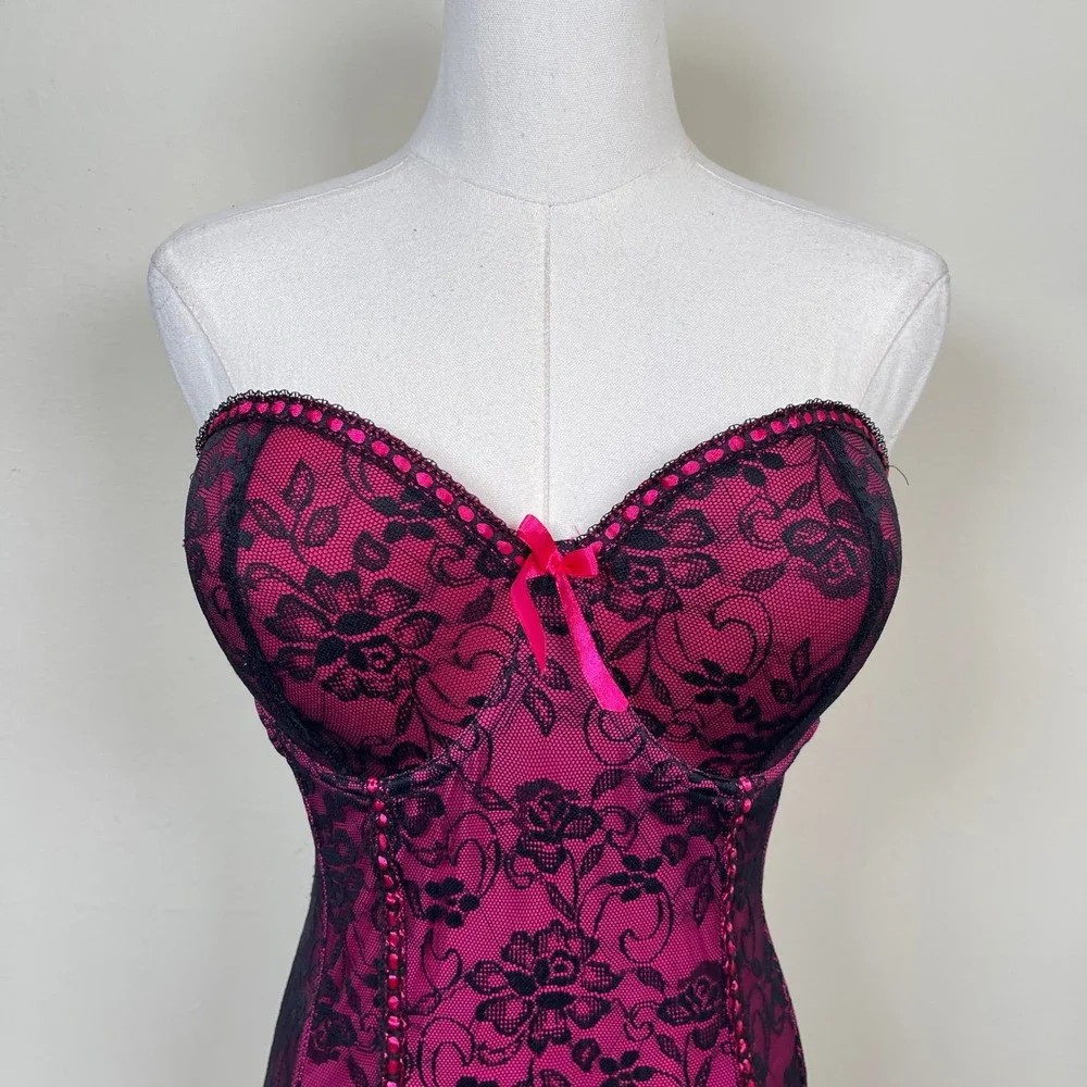 Baci Bustier Corset Top Womens 1X/2X Pink Black‎ Lace Garter Straps Boudoir Goth